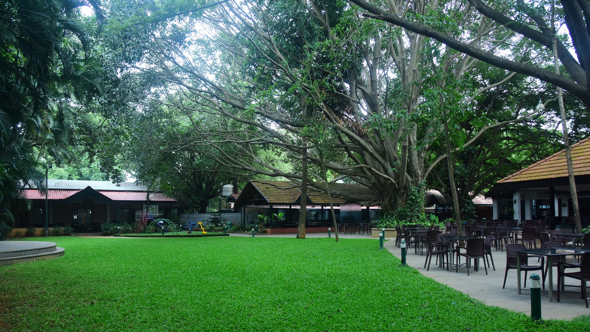 KC PALACE CLUB